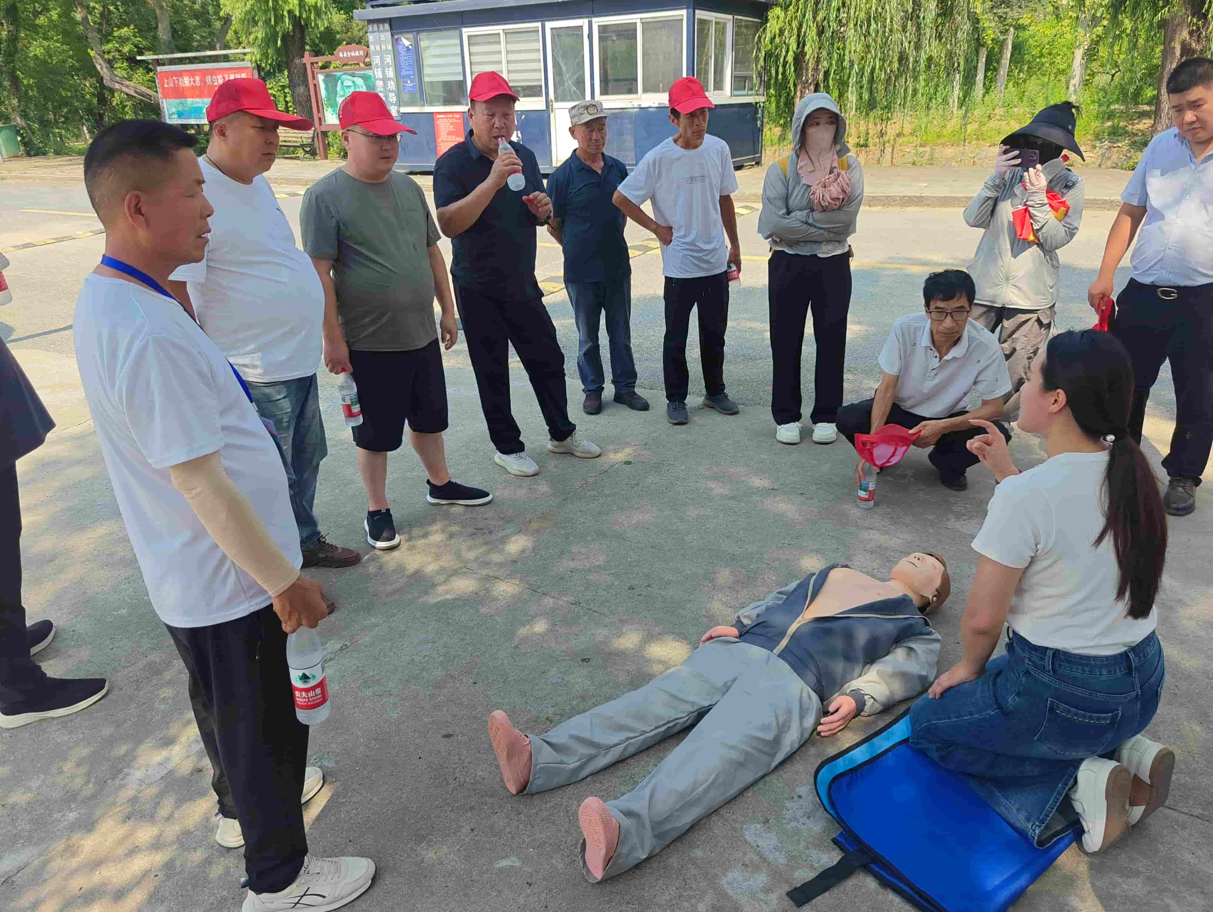 应急科普宣讲 · 现场照片 2